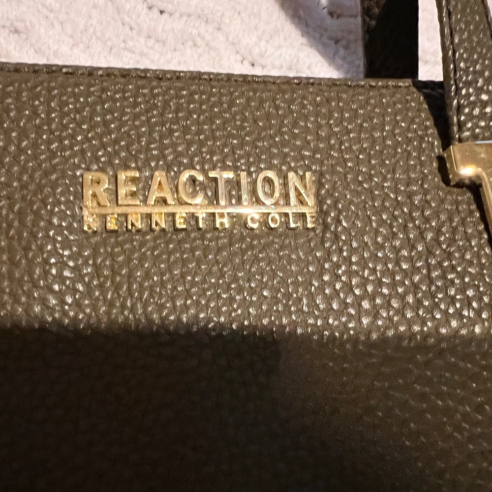 Kenneth Cole Reaction Green Purse
